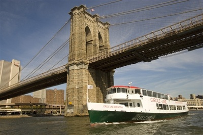 NYC charter yacht Circle Line and bridge